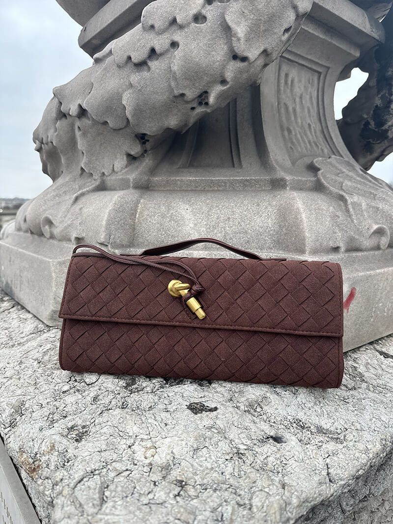 Bolsa Clutch Trançada Camurça Paige